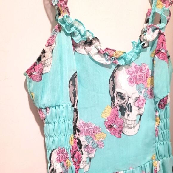 FINAL SALE🌷ROYAL Bones skull print dress size Small - Picture 6 of 16